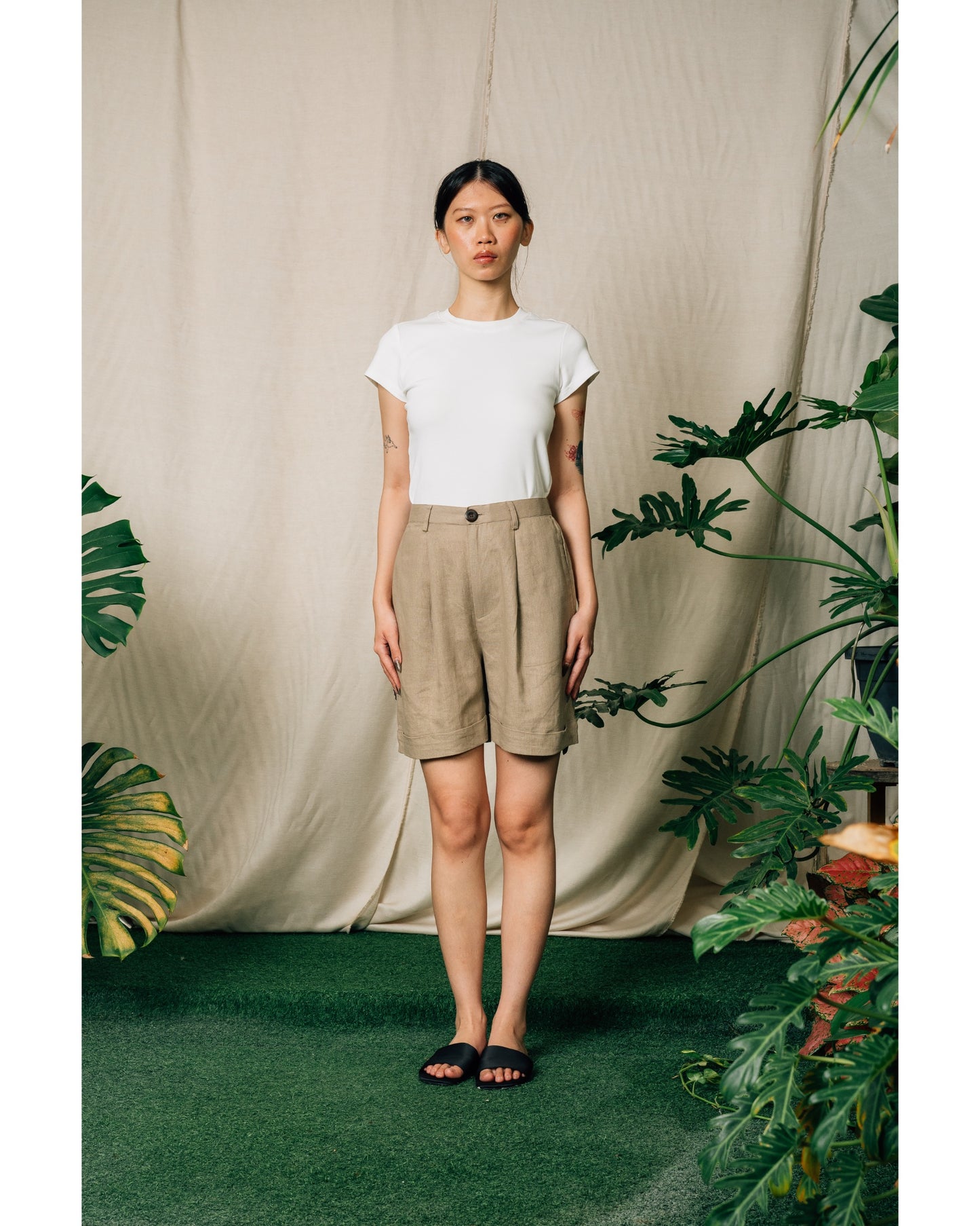 Kiri Shorts in Brown
