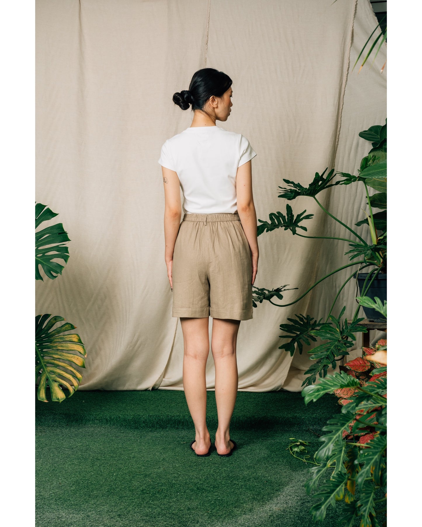 Kiri Shorts in Brown