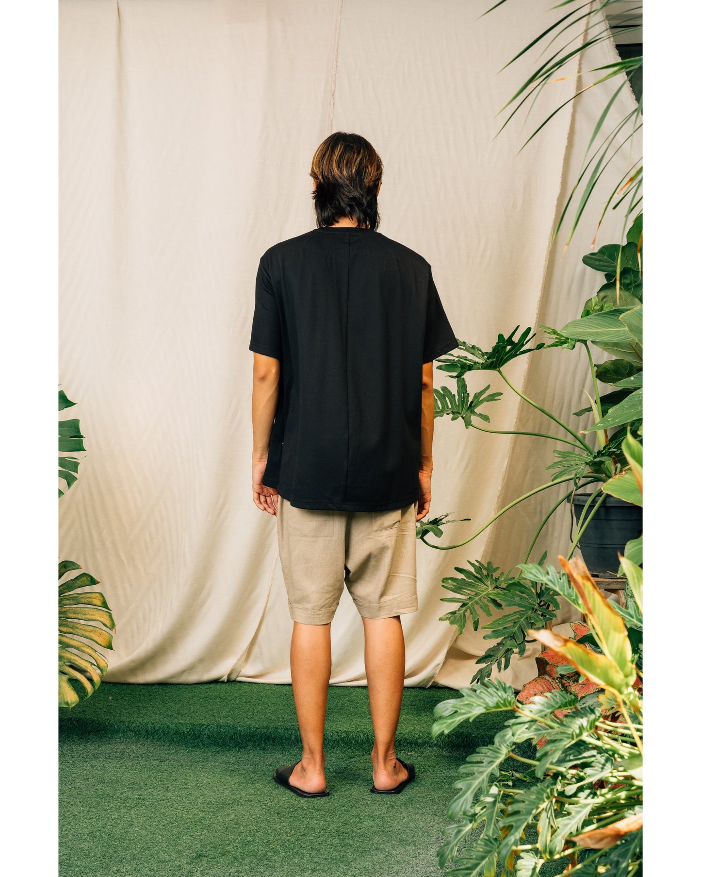 Pine Basic Top in Black