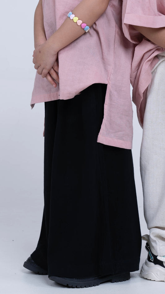 Adik Pants In Black