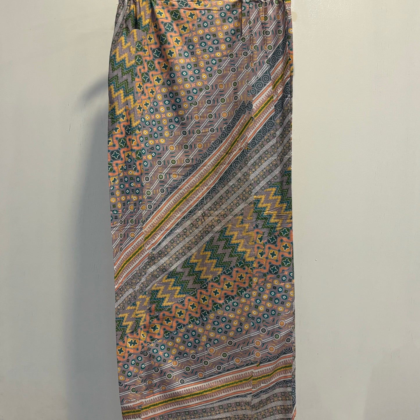 Kebarung Kalsom with Batik Pastel