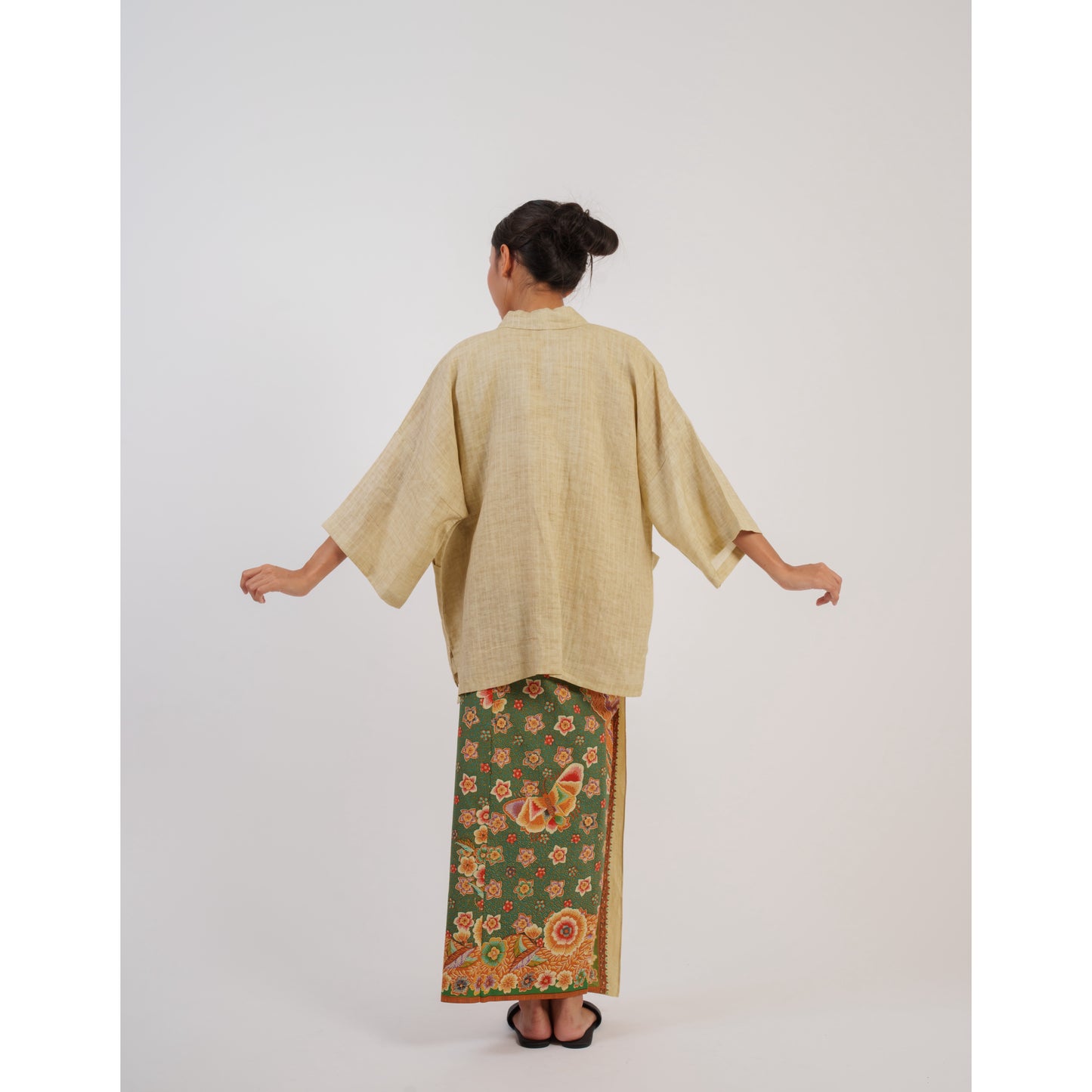 Mekar Kimono X Pithecanthropus Bali Set in Tan