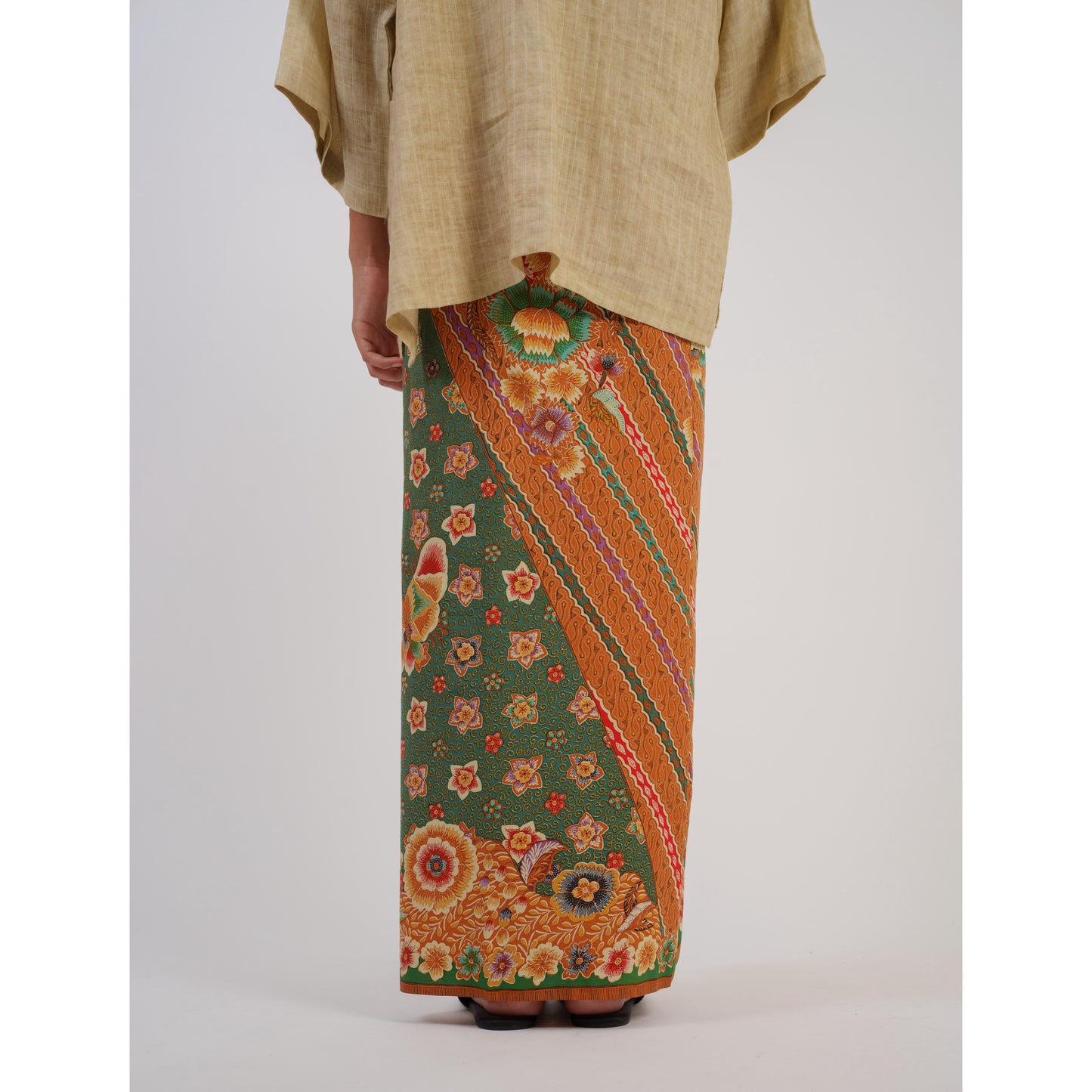 Mekar Kimono X Pithecanthropus Bali Set in Tan