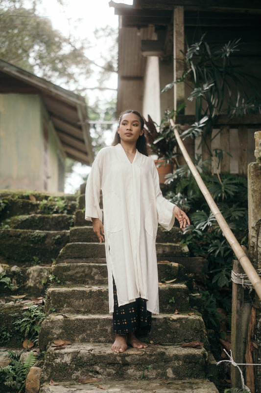 TOTOMI X MATAKH Kebarung Top - Daun